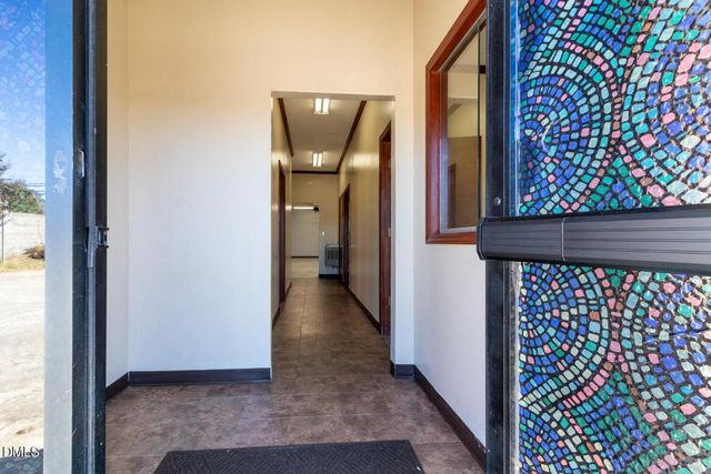 2006 Maple Avenue, Burlington, NC 27215