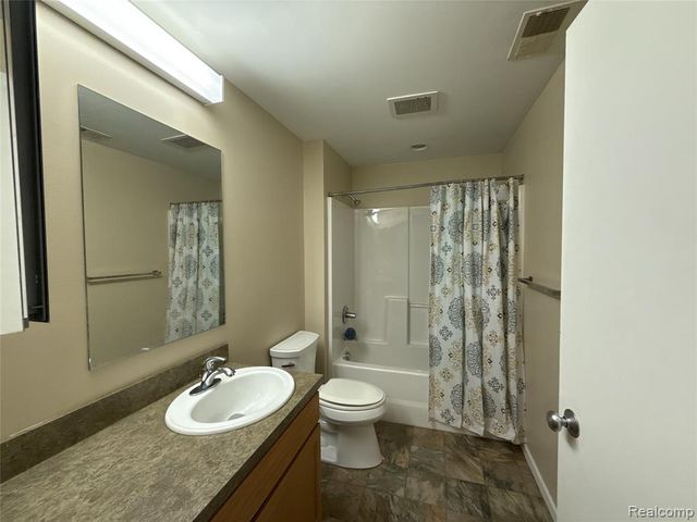 680 Delaware Street 305, Detroit, MI 48202