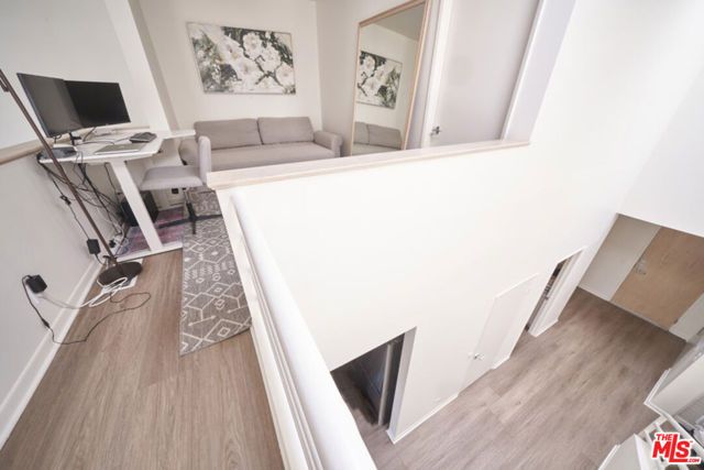 1617 S Beverly Glen Boulevard 303, Los Angeles, CA 90024