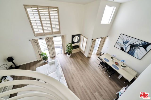 1617 S Beverly Glen Boulevard 303, Los Angeles, CA 90024