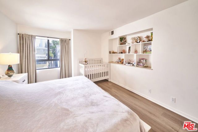 1617 S Beverly Glen Boulevard 303, Los Angeles, CA 90024