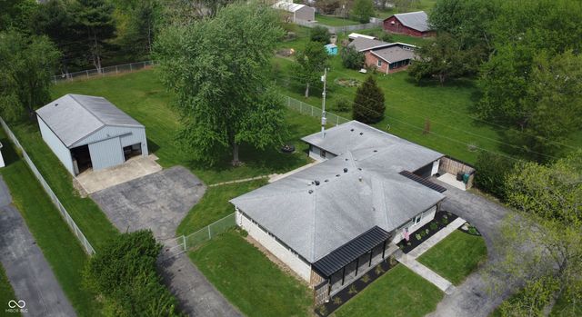 1208 S 500 W, New Palestine, IN 46163