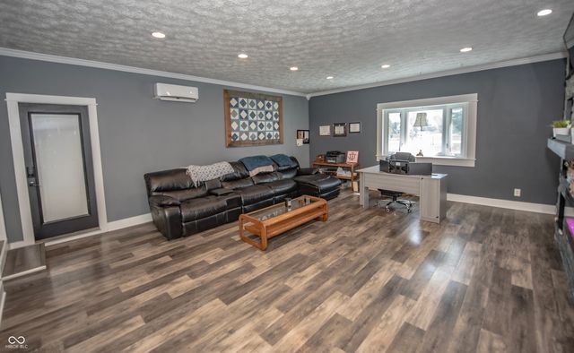 1208 S 500 W, New Palestine, IN 46163
