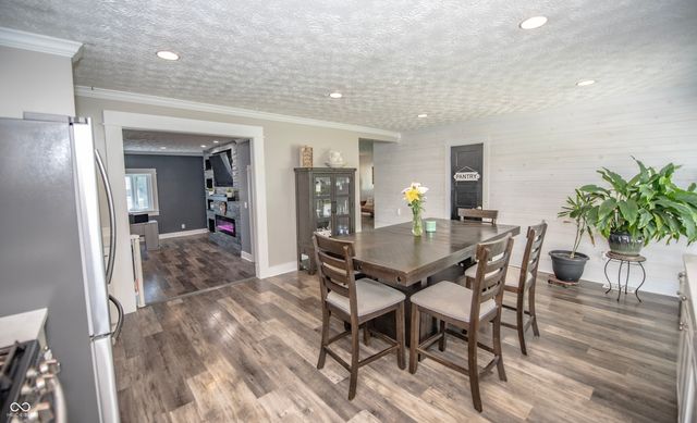 1208 S 500 W, New Palestine, IN 46163