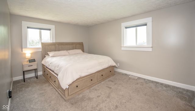 1208 S 500 W, New Palestine, IN 46163