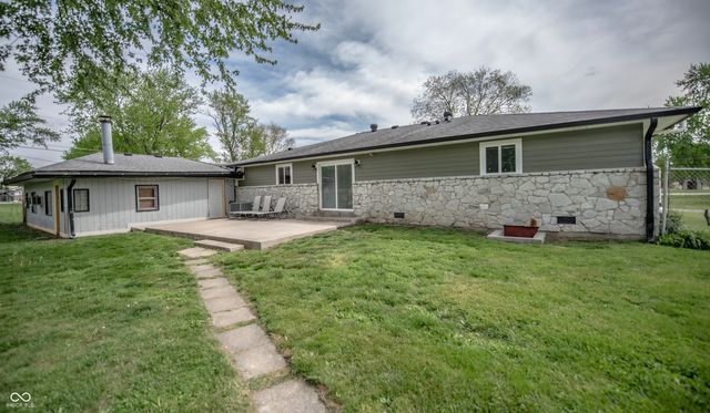 1208 S 500 W, New Palestine, IN 46163