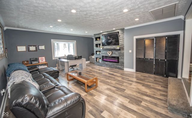 1208 S 500 W, New Palestine, IN 46163