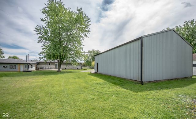 1208 S 500 W, New Palestine, IN 46163