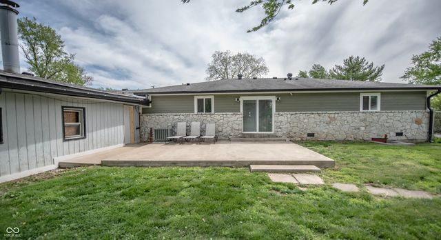 1208 S 500 W, New Palestine, IN 46163