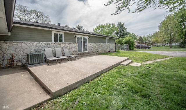 1208 S 500 W, New Palestine, IN 46163