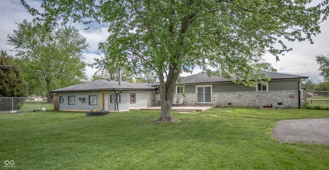 1208 S 500 W, New Palestine, IN 46163