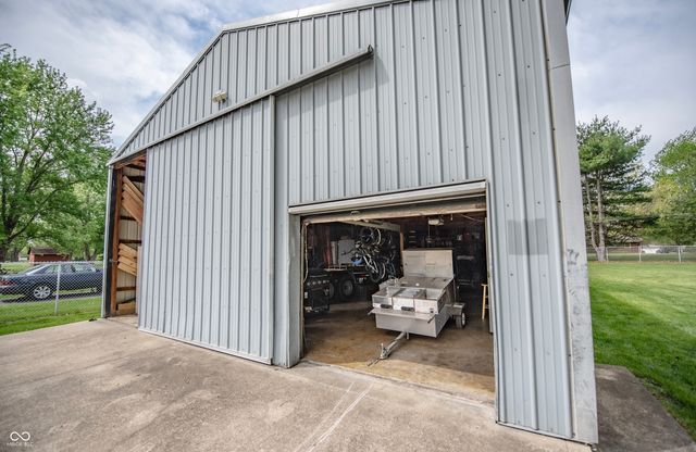 1208 S 500 W, New Palestine, IN 46163