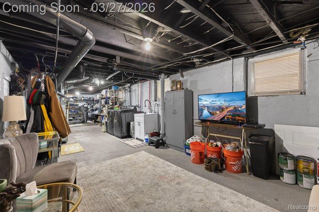 1255 Waterman Street, Detroit, MI 48209