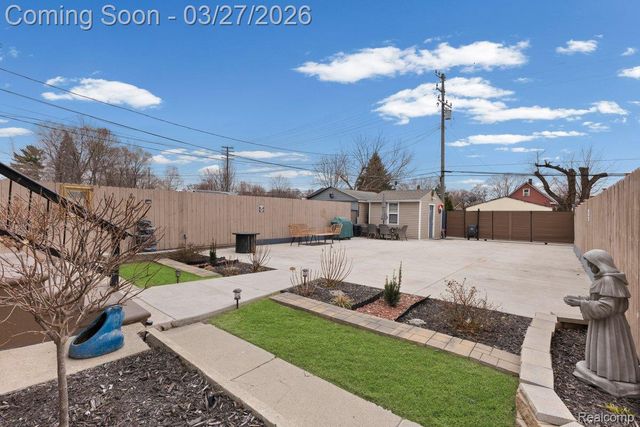 1255 Waterman Street, Detroit, MI 48209