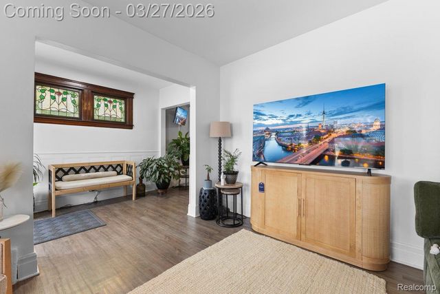 1255 Waterman Street, Detroit, MI 48209