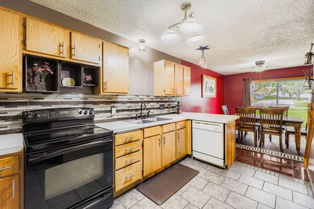 7728 79th Street S, Cottage Grove, MN 55016