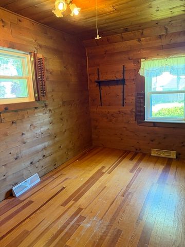 217BB Tickle Rd, Westport, MA 02790