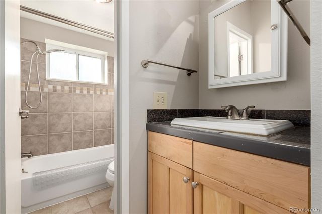 590 N Logan Street 309, Denver, CO 80203