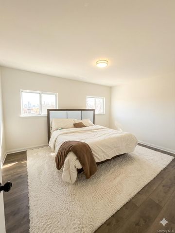 4216 E Tremont Avenue, Bronx, NY 10465