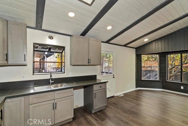 42736 Tannenbaum Platz, Big Bear Lake, CA 92315