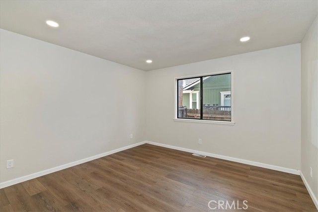 42736 Tannenbaum Platz, Big Bear Lake, CA 92315