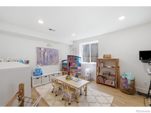 7136 Brookvalley Court, Timnath, CO 80547
