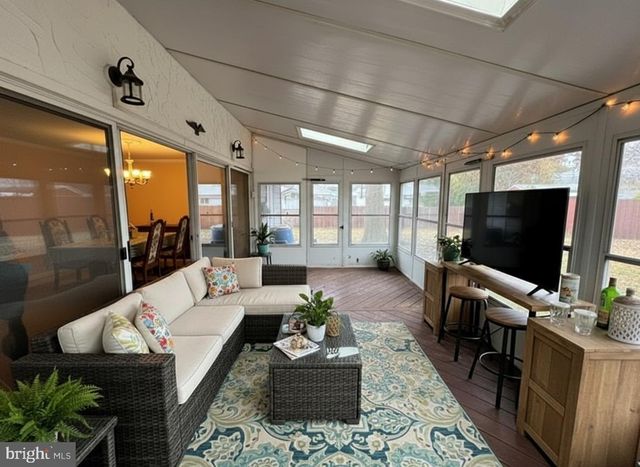 46 HYDRANGEA RD, Levittown, PA 19056