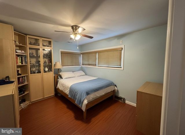 46 HYDRANGEA RD, Levittown, PA 19056