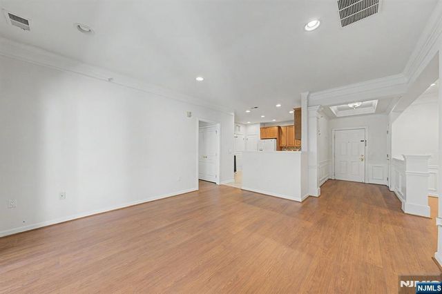 10301 Warrens Way, Wanaque, NJ 07465