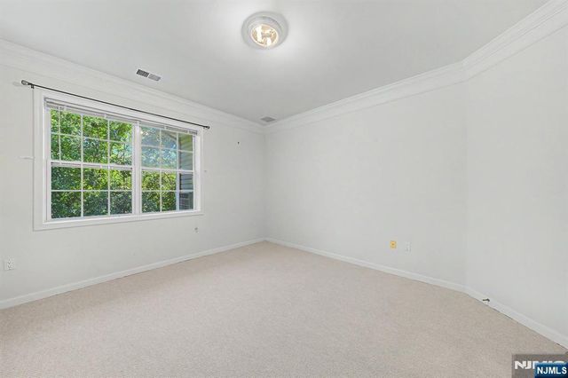 10301 Warrens Way, Wanaque, NJ 07465