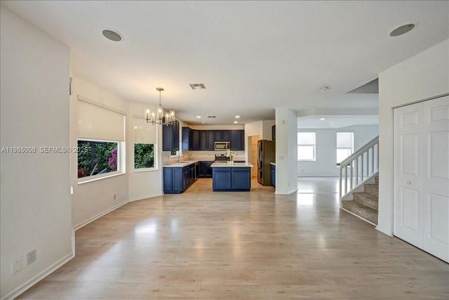 4202 Bahia Isle Cir, Wellington, FL 33449