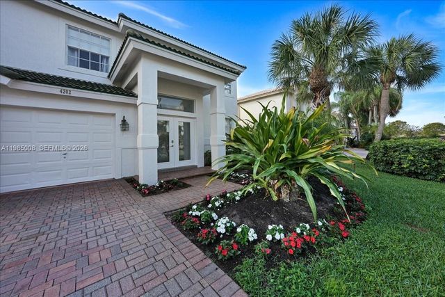 4202 Bahia Isle Cir, Wellington, FL 33449