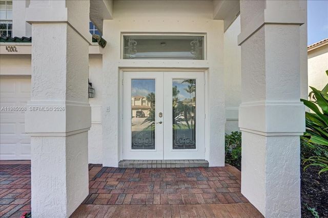 4202 Bahia Isle Cir, Wellington, FL 33449