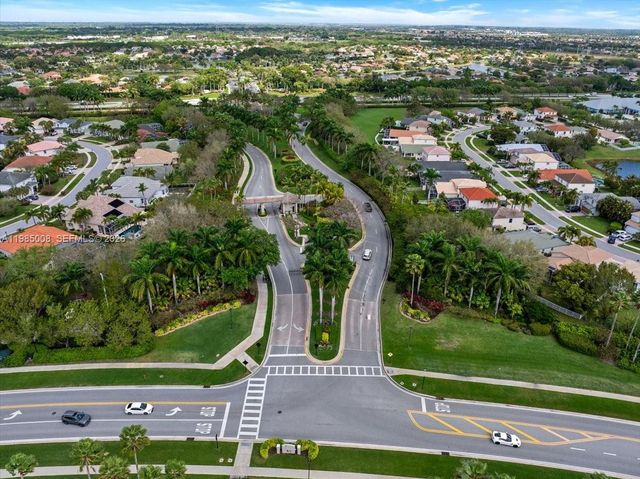 4202 Bahia Isle Cir, Wellington, FL 33449