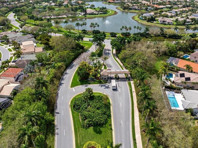 4202 Bahia Isle Cir, Wellington, FL 33449
