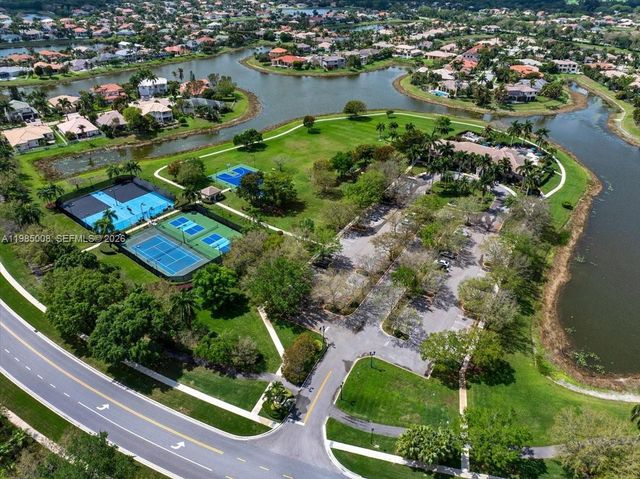 4202 Bahia Isle Cir, Wellington, FL 33449