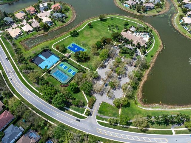 4202 Bahia Isle Cir, Wellington, FL 33449