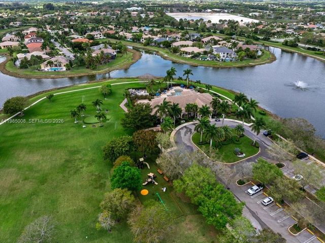 4202 Bahia Isle Cir, Wellington, FL 33449