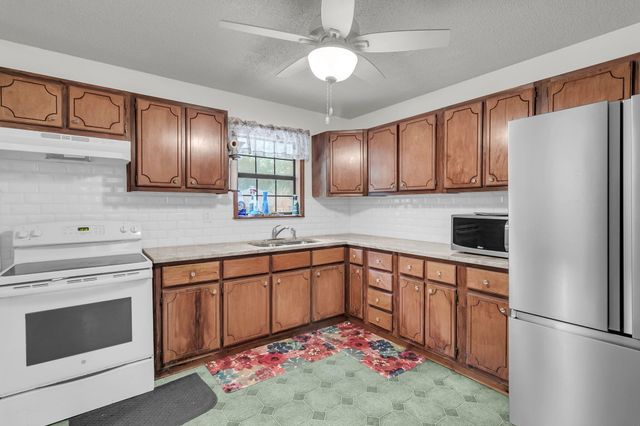 360 W Smith Street, Summerville, SC 29485