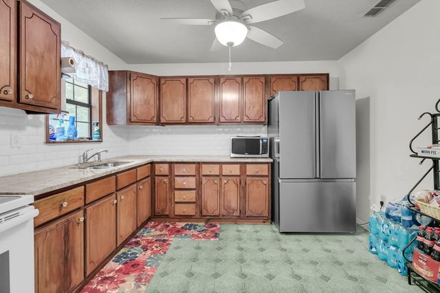 360 W Smith Street, Summerville, SC 29485