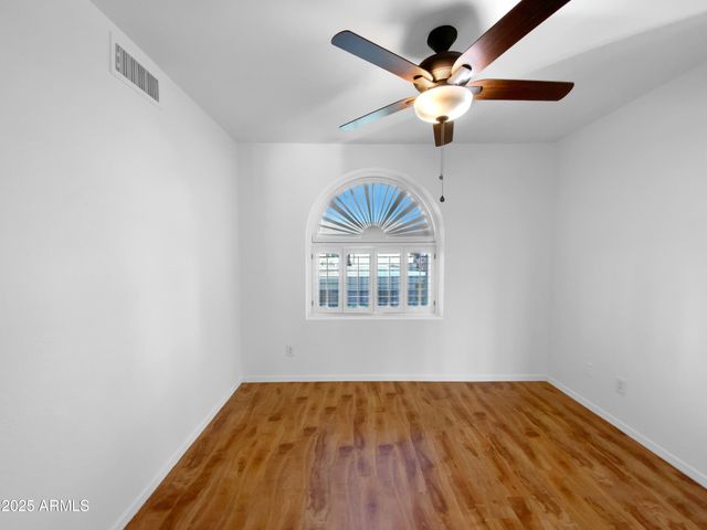 6934 S OAKMONT Drive, Chandler, AZ 85249