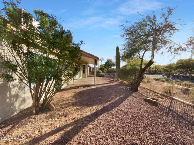 6934 S OAKMONT Drive, Chandler, AZ 85249