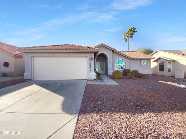 6934 S OAKMONT Drive, Chandler, AZ 85249