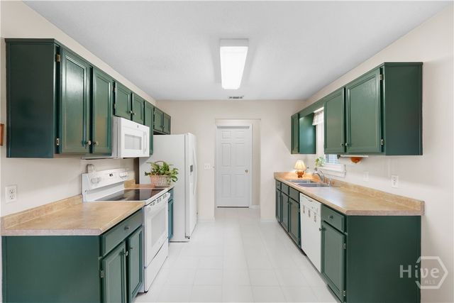 104 Saint Andrews Way, Savannah, GA 31410