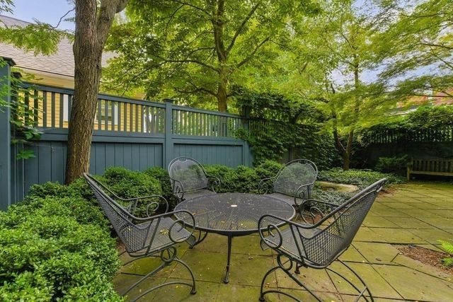 14 Ash Street 14, Cambridge, MA 02138