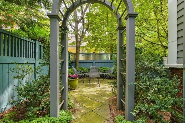 14 Ash Street 14, Cambridge, MA 02138