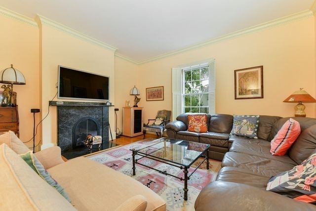 14 Ash Street 14, Cambridge, MA 02138