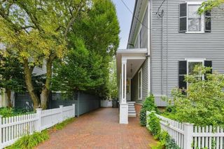 14 Ash Street 14, Cambridge, MA 02138