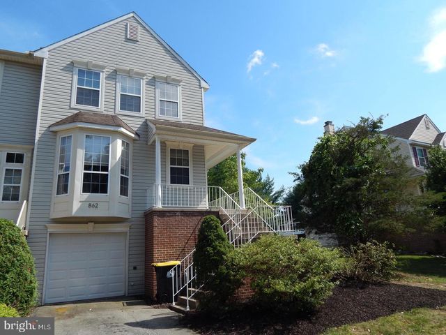 862 N WATERFORD LN, Wilmington, DE 19808