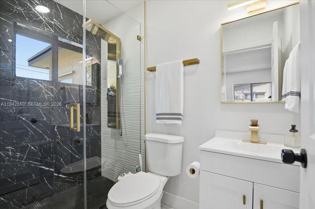 3958 NW 19th Ave, Oakland Park, FL 33309